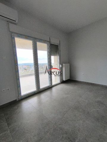 Μεζονέτα για ενοικίαση Τρίλοφο (Μίκρα) - Photo 4