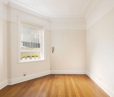 2 / 42-44 Kings Cross Road - Photo 2