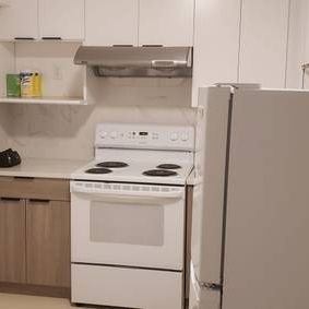 1 BEDROOM SUITE NEAR BCIT BURNABY - Photo 3