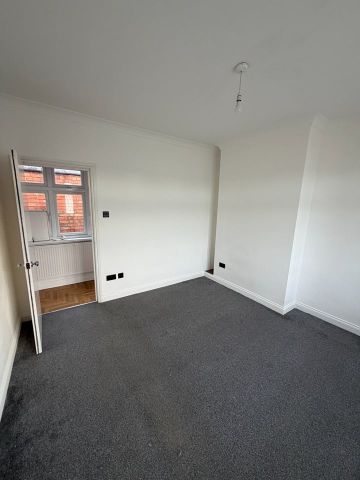 1 Bed Flat, Uppingham Road, LE5 - Photo 3