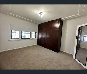 23 Woniora Road, Hurstville, NSW 2220 - Photo 3