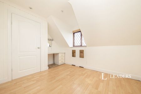 4 bedroom house to rent The Street, Great Bricett, Ipswich, IP7 - Photo 5