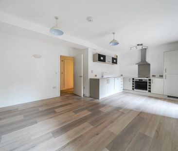 2 bedroom apartment to rent - Photo 6