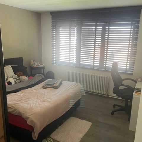 Gezellige gezinswoning met 4 slpks en aparte garage in centrum Balen. - Foto 1