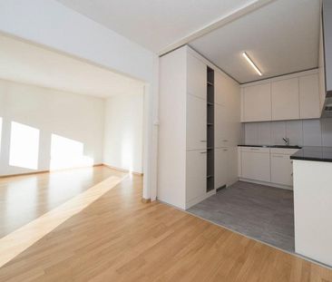 im 2020 renovierte, helle 3.5-Zimmerwohnung zu vermieten - Photo 3