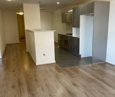 Spacious 2 bedroom apartment for lease - Timber floor, fresh paint ... - Photo 6