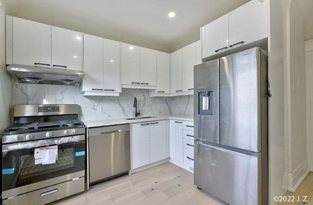 For Lease - 812 Logan Avenue Unit# Upper, Toronto, Ontario - Photo 5