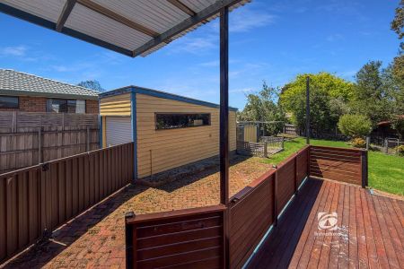 COMFORTABLE LIVING - Photo 3