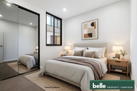 Modern Two-Bedroom Apartment in the Heart of Ashfield - Photo 3