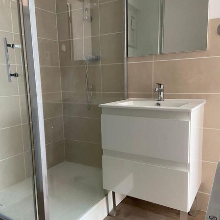 Location Appartement 1 pièce 24m² ST PAUL LES DAX 40990 - Photo 3