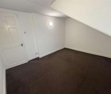 Esplanade, Scarborough, YO11 - Photo 5