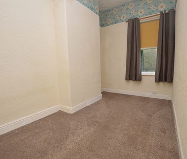 3 Bedroom Terraced House - Photo 1