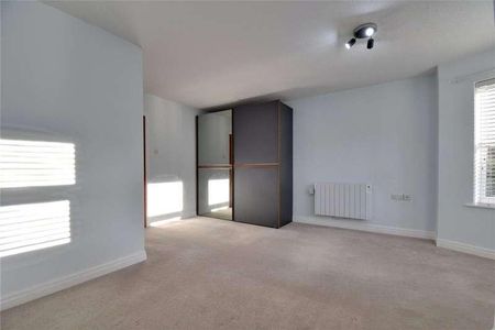 Stanley Court, South Parade, Northallerton, North Yorkshire, DL7 - Photo 3