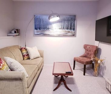 2 Bed 1 Bath Lower Suite in North Nanaimo (Fully Furnished) - Photo 1