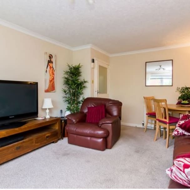 1192L Lady Nairne Crescent, Edinburgh, EH8 7PE - Photo 1