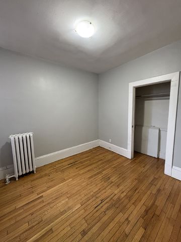 3 - 225 St. Patrick Street - Photo 2