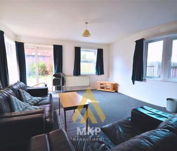 4 bedroom flat to rent - Photo 2 | Rentumo