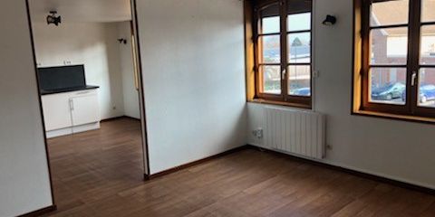 Location Appartement 2 pièces 57m² MORBECQUE 59190 - Photo 3