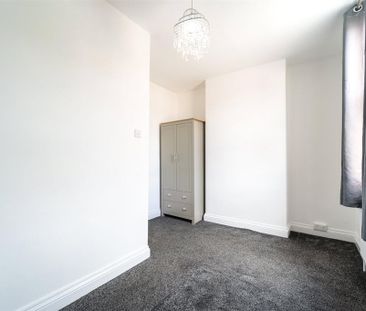 2 bedroom property to rent - Photo 4