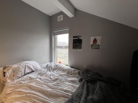 8 bedroom terraced house to rent - Photo 5