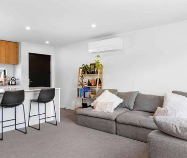 Sunny townhouse - Photo 1