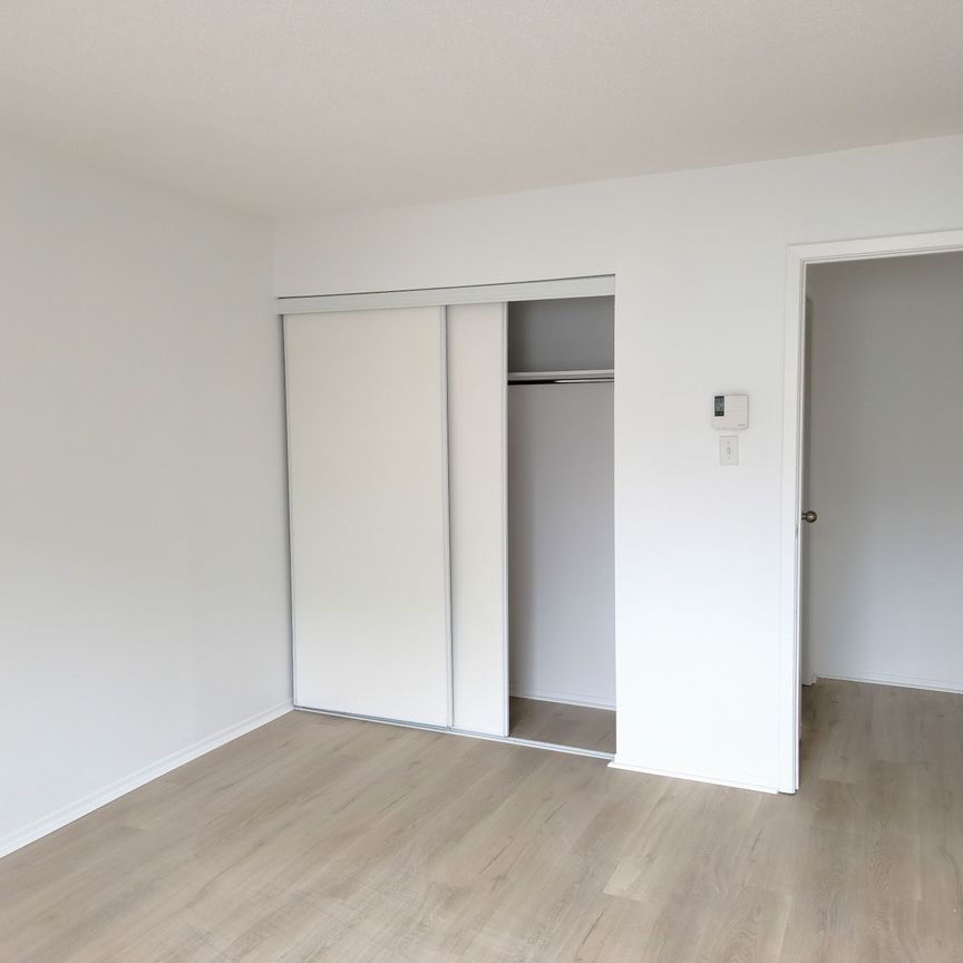 For Lease - 2 Orchard Heights Boulevard Unit# 237, Aurora, Ontario - Photo 1