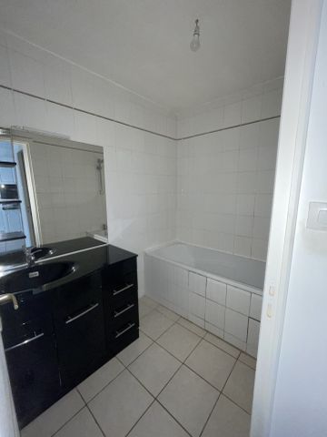 Location Appartement 2 pièces 39m² NIMES 30000 - Photo 3
