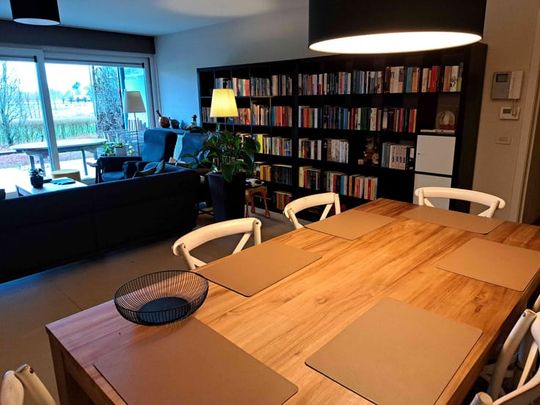 Appartement te huur - Photo 1