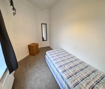 2 Bedroom Apartment To Let - Photo 5