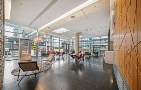 For Lease - 21 Widmer Street Unit# 4202, Toronto, Ontario - Photo 3