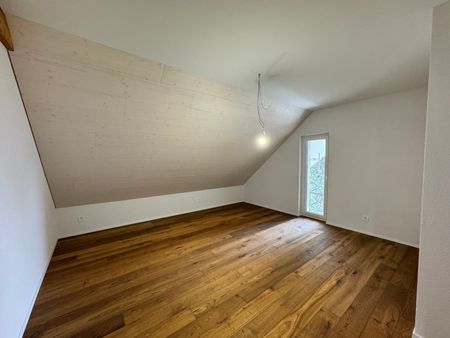4.5 Zimmer, 150 m², 2. Stock - Photo 2