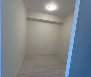 For Lease - 9000 Jane Street Unit# 1422, Vaughan, Ontario - Photo 1