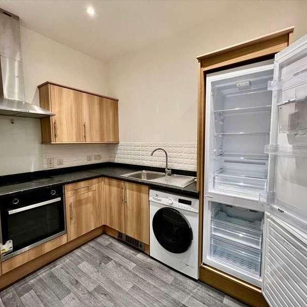 Arlington Court,hawtrey Close, SL1 - Photo 1