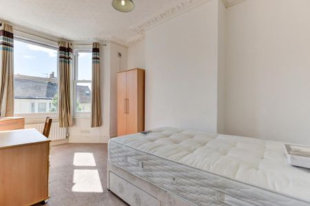 10 bedroom house to rent - Photo 5