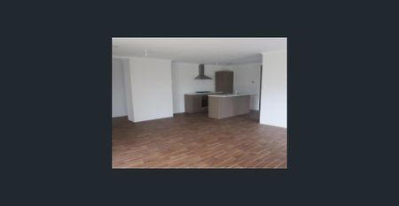 Welcome to Your Spacious 4x2 Home in Aveley! - Photo 5