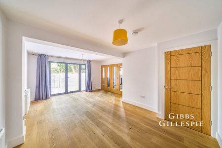 Ivy House Road, Ickenham, Uxbridge, UB10 8NE - Photo 2