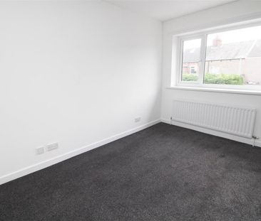 3 Bedroom House - Detached - Photo 4