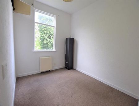 Wellington Road North, Stockport - Photo 2