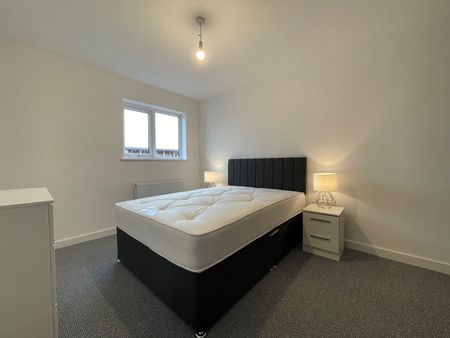 2 Bed Flat, Hurst St, L1 - Photo 5