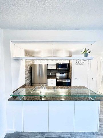 For Lease - 208 Queens Quay Unit# 1401, Toronto, Ontario - Photo 4