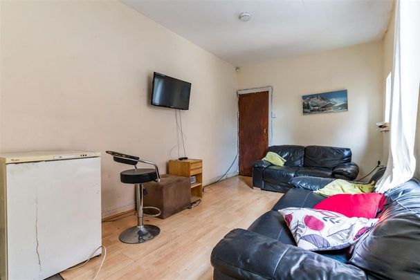 5 bedroom house to rent - Photo 1