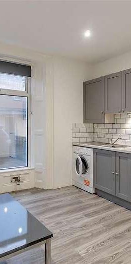 Clifton Place, North Hill, Plymouth, PL4 - Photo 1