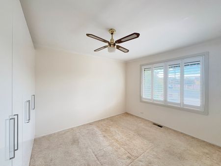 Charming Home with Modern Touches - Photo 5