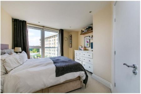 3 bedroom apartment to rent - Photo 3