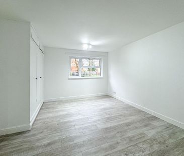 3 bedroom flat to rent - Photo 2