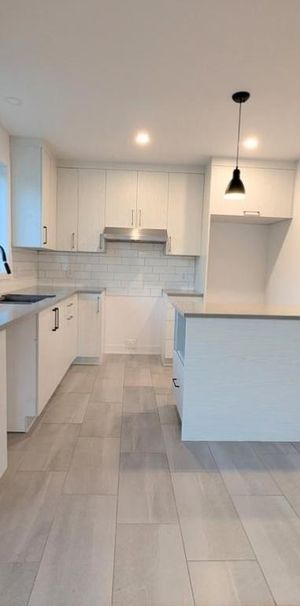Nouvelle construction Condo 3 1/2 Longueuil Rive-Sud Montérégie - Photo 1