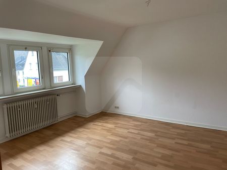 Plettenberg-Ohle: 4-Zimmer-Wohnung im Dachgeschoss - Foto 4