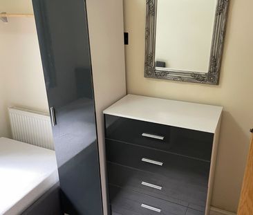 15 Moss Street, Newsome, Huddersfield... - Photo 6