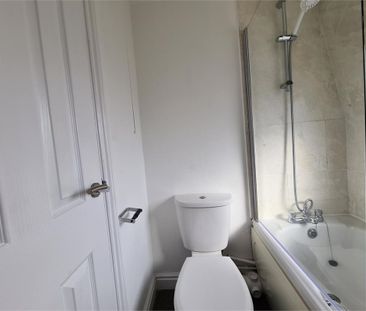 Flat 1, 26 Newmarket Road, Cambridge - Photo 4