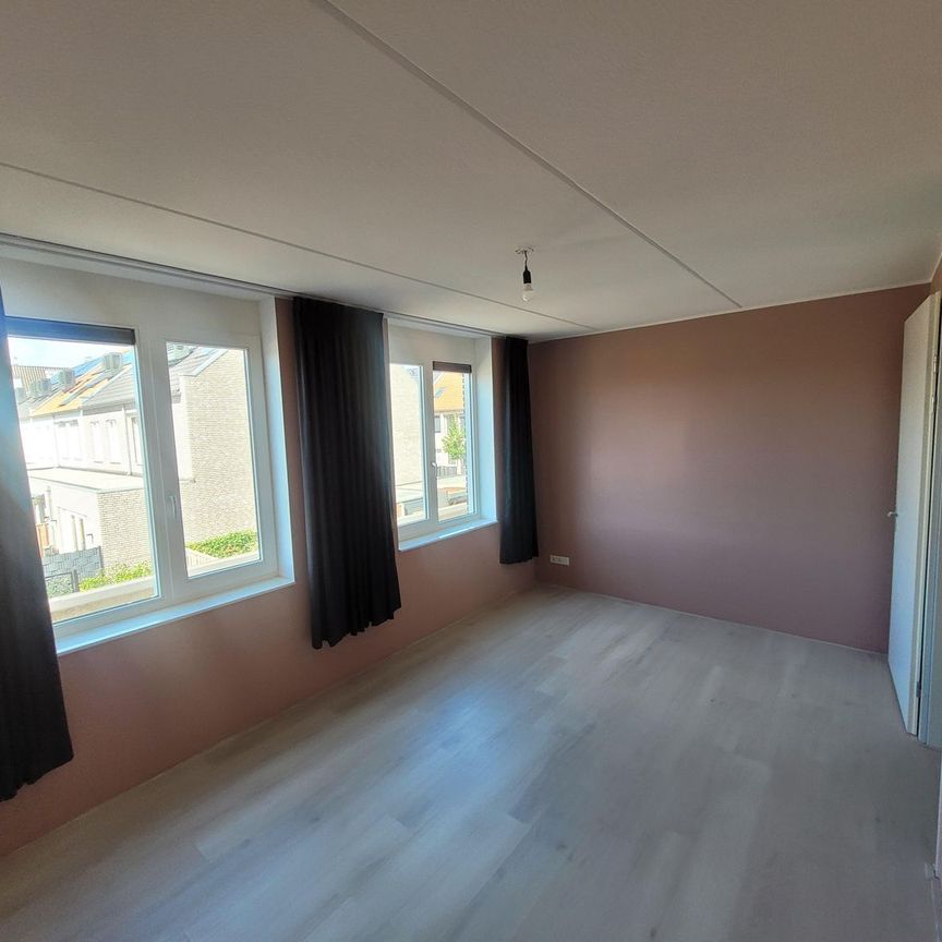 Huis te huur: Ravelijn 33 4194 CP Meteren - Photo 1